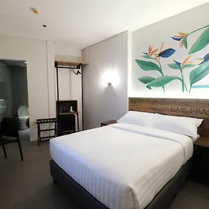 U Makati Hotel